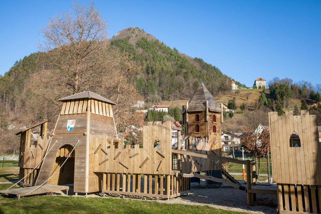 Apartments Artorius Laško Εξωτερικό φωτογραφία